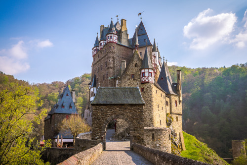 Berg Eltz, Germany (by mbphotograph)Follow me on Instagram