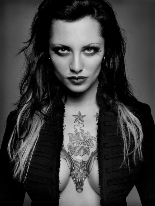 degenerate-lowlife:  Daniella Lugosi