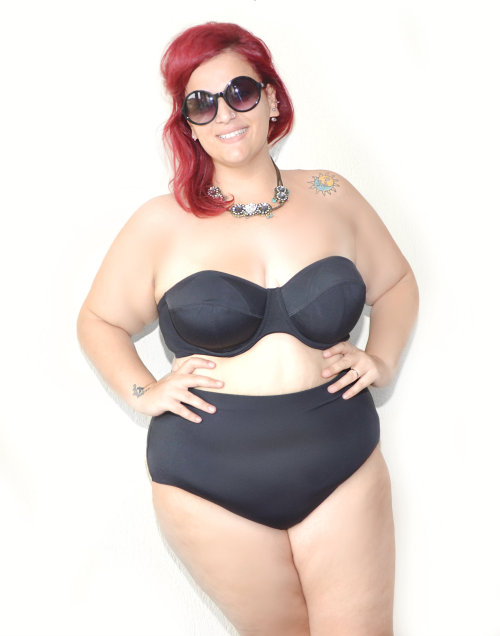 angiefound:  Bikini Elomi: http://curvyworldangie.blogspot.com.es/2013/08/bikini-plus-size-elomi-collaborazione.html