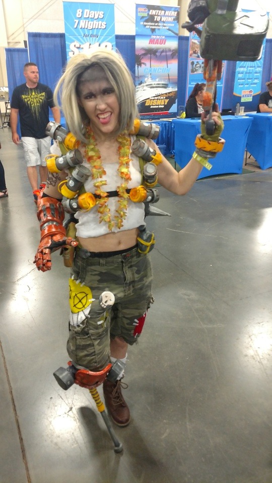 Salt Lake Gaming Con 2017. Sadly My Phone Died Before I Was Able To Get More Photos Of Other OverWatch