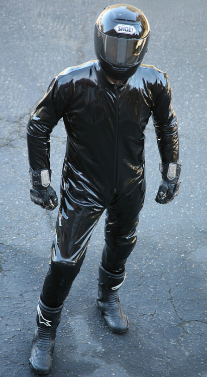 vandickfetish:  PVC Biker 