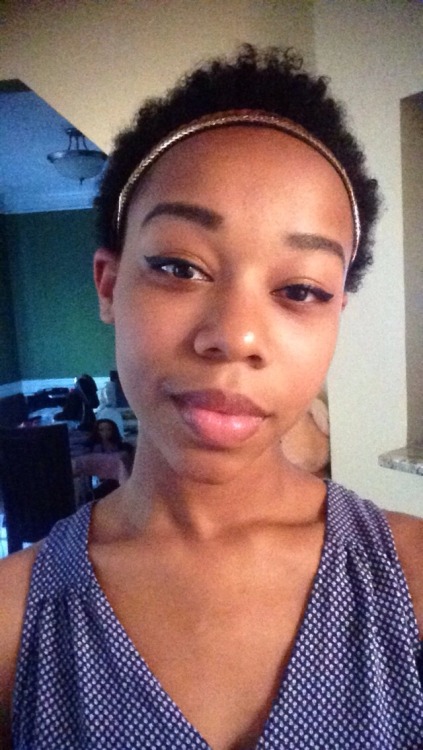 richist:  I rarely show my whole face so 🙈😳😁