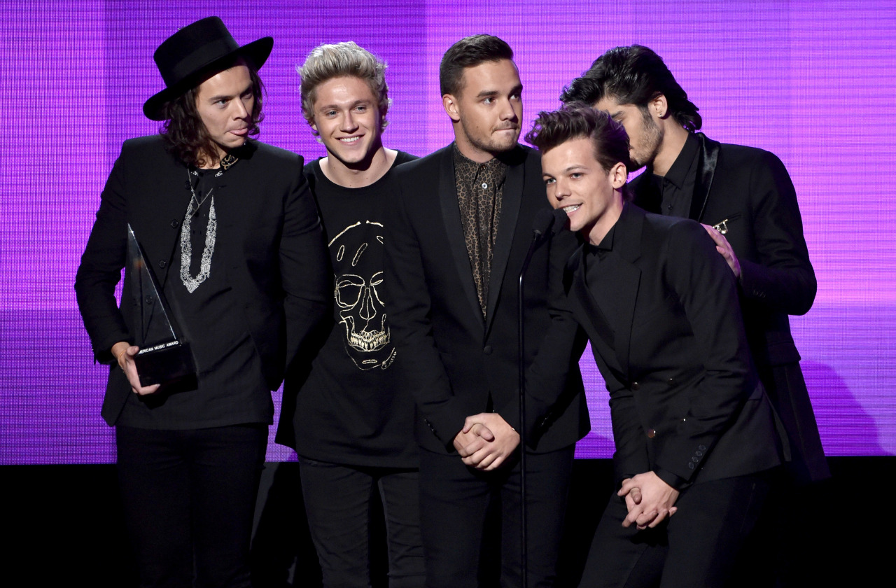 direct-news:  HQ’s - 2014 American Music Awards - Show 