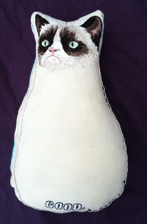 Grumpy Cat Embroidered Stuffie. (by April Pink)