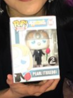 pearl-likes-pi:  So this was in Deedee’s photo collage of KamiCon and um ???? I’ve never seen a pop like this??? And can’t find it on Google?? Is this a custom thing?? Please send help I want it ??? @artemispanthar  Looks like a very well-done custom