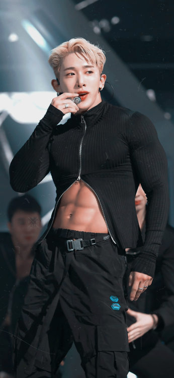 XXX kpop-locks: wonho; open mind stages like/reblog photo