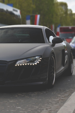 johnny-escobar:  Audi R8 