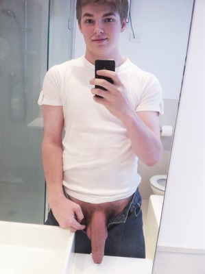 poundtowntexas:  cheeky-lads-post:  i need a boyfriend help me http://cheeky-lads-post.tumblr.com follow for more hotties with botties ;) Snapchat me at: Jamie_Boys ;) ;) xx  Daaaaaaamn