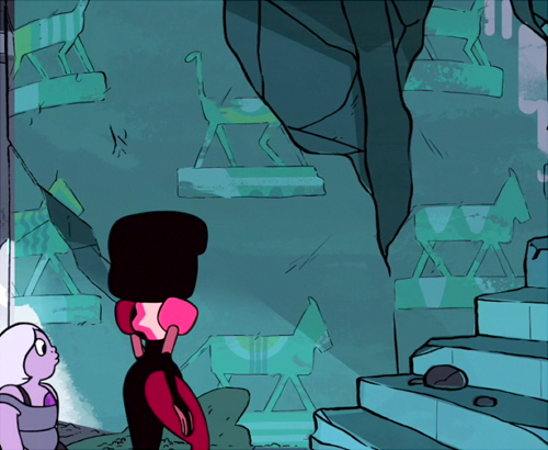 I think one of the most interesting things to me from that Gem art and architecture post is the wall with the animal figures:   ‘cause, like, the statues and murals and depictions of Gems make sense, but this wall is different, its shows a bunch