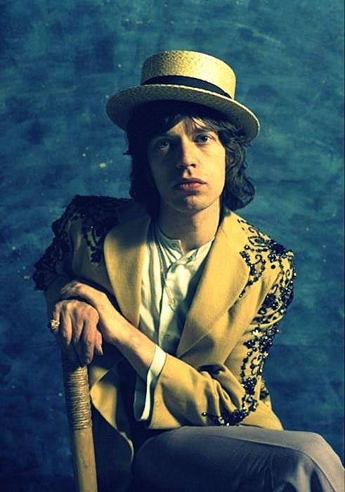 ohthentic:  soundsof71:  heresjohnnyinmymind:  Mick Jagger  Photo by Ethan Russell,