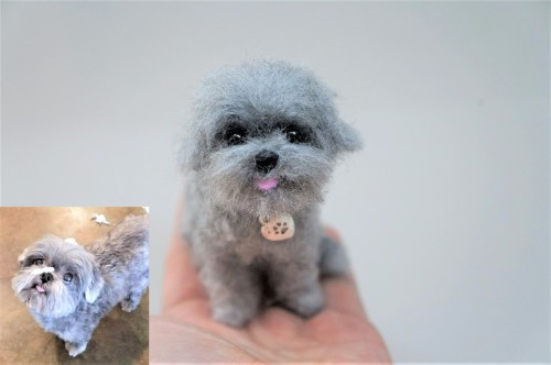 A needle felted Shih Tzu based on the inset pet image.Have a great weekend!