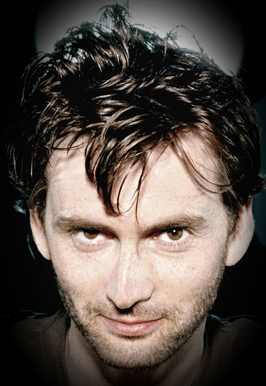 tennydr10confidential:  David is so devilishly delicious. 