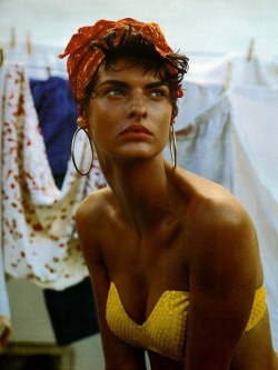 hxcollette:  Linda Evangelista by Steven Meisel for Vogue Italia, 1989 