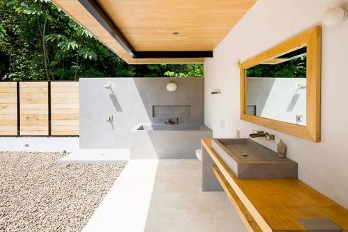 The Costa Rican home that blends inside and outside space to perfection. 