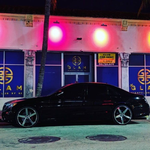 Mercedes Benz S550 x CW5. #Concavo #ItsALifeStyle (at Faded Barbershop) www.instagram.com/p/