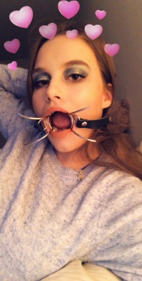 acabarprincess: I mentioned my spider gag