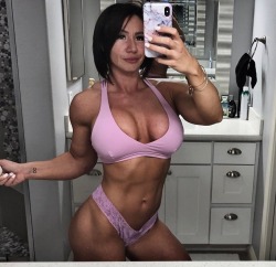 aaamusclesgirls: