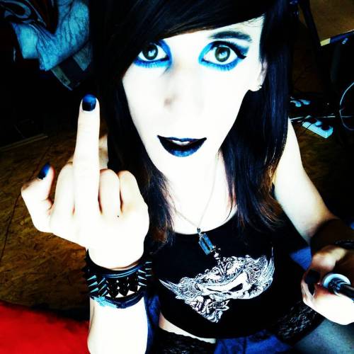 Rawr you! #emotrap #trap #ts #tgirl #trans #emo #scene #emogirl #scenegirl #alternative #goth #rude #lol #xd