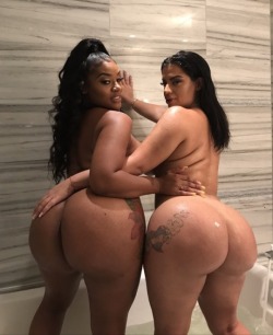 bigbuttsthickhipsnthighs:  Cuties with the phat booties!!!!!!!!!!!!!