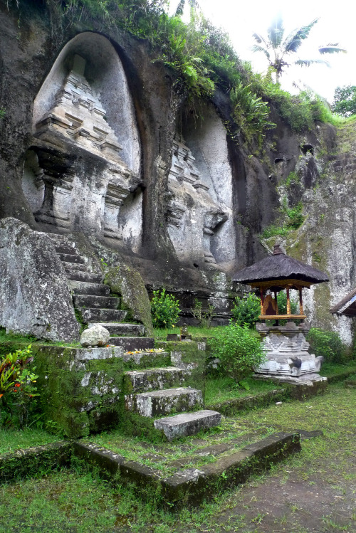 Gunung Kawi, Bali / Indonesia (by steve deeves).