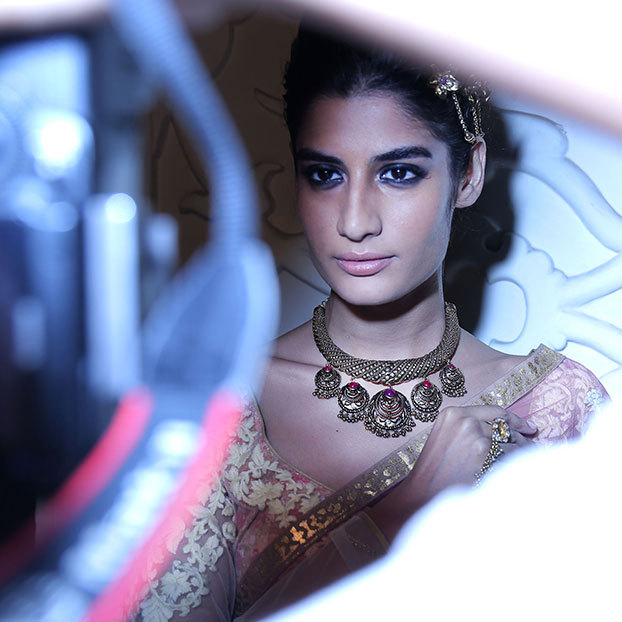 maccosmetics:  Backstage at Anju Modi, India Couture Week 