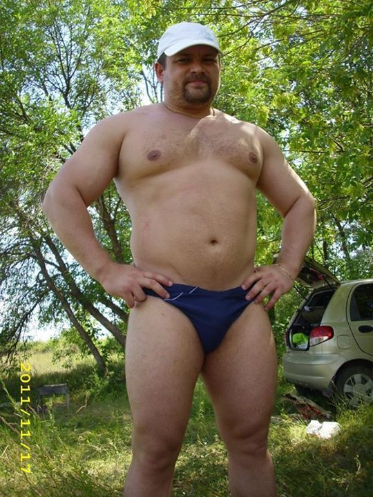 yoquierouno:  Bear bulge