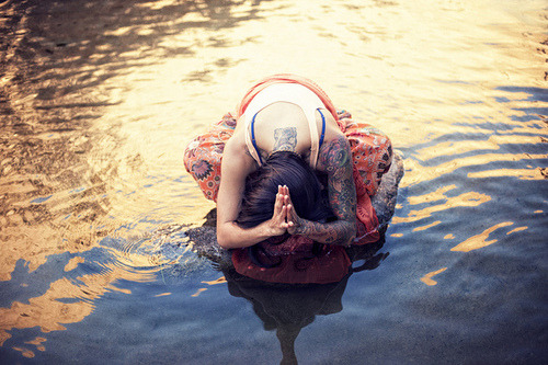 sexytattooedgirls:  Follow our style/fashion Tumblr www.stylebl0g.tumblr.com