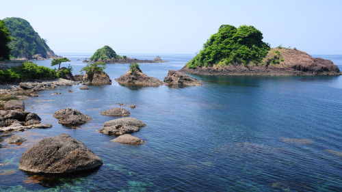 Morning and eveningSomeone waits at Matsushima!One-sided love––Matsuo BashoMatsushima (松島) is a grou