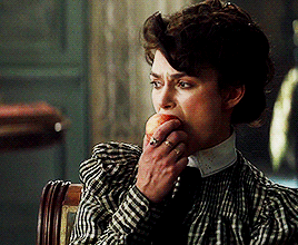 shesnake:Keira Knightley in Colette (2018) dir. Wash Westmoreland