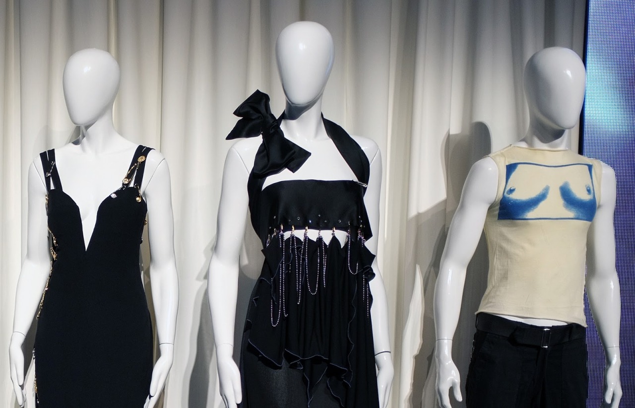 il-faut-etre-tendance:  PUNK: CHAOS TO COUTURE at the Metropolitan Museum of Art