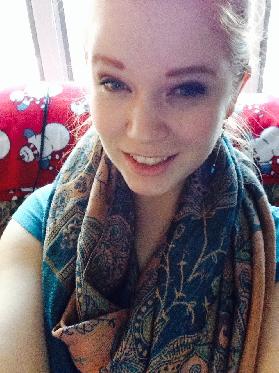 #selfienation Wearing my new Italy scarf and earrings!