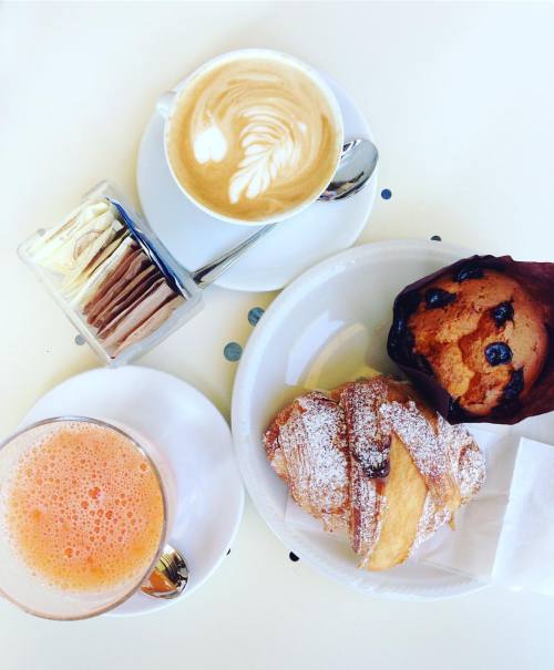 Le colazioni che vogliamo ❤️ #breakfast #colazione #boungiorno #goodmorning #lotsoffood (presso Gran