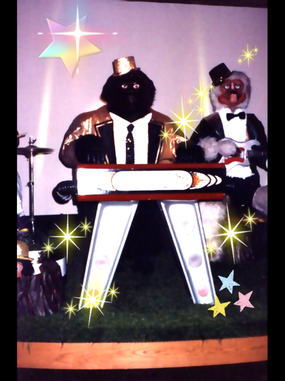 csailorpinklady18:  Rock afire explosion  The test stage   The “Magic” stage