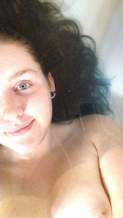 Had a mermaid like bath before I lose the porn pictures
