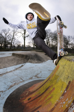 wonder-rollers:  Joe Sandland - Blunt 1 Foot 