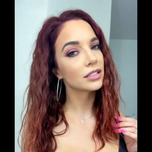 Mistresshayleywilly: C'est Jour De Traite !!! 👩‍🍳😈💪🏼👇🏼🎉🎊