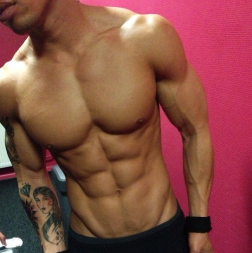 fitnessisfitfor-me:  onefitmodel:  i want to lick you  follow for fitness :)