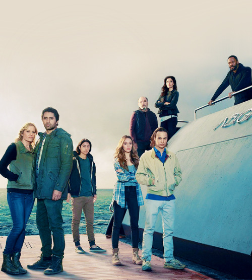 yourethecommander:celebritiesandmovies:Fear the Walking Dead: Season 2 Cast PhotoOH…… mY…….acTuaL>