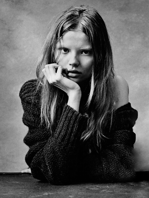 Magdalena Frackowiak by Mariano Vivanco for Dazed & Confused August 2007
