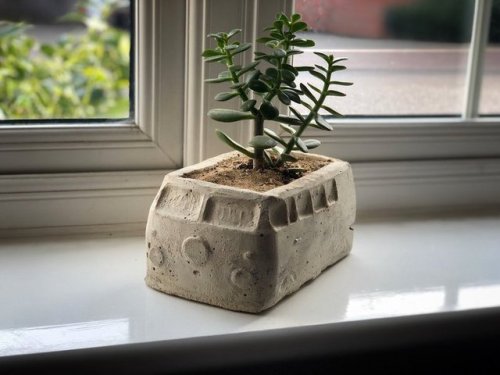 Concrete Bus Planter //Epochhome