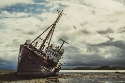 abandonedandurbex:  Shipwreck Before the