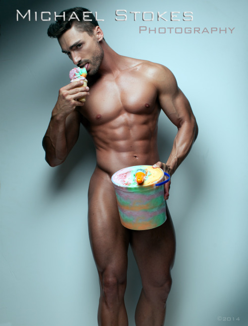 myderty:  ariaelennox:  michaelstokes:  Cheat Day.  😍😍  This reminded me of begmetocome ahahh i wish i was like him .. well , at least we have ice cream in common ! new goal there ! 
