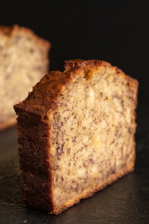 sweetoothgirl: Perfect Banana Bread