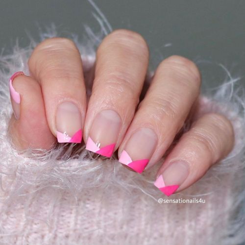 I’m so in love with these pink French tips for Valentines Day. This is so cute in real lifeI used 