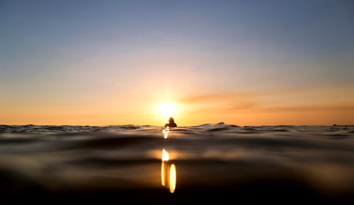 surf-fear:  photo by Paola Nunez Linares  