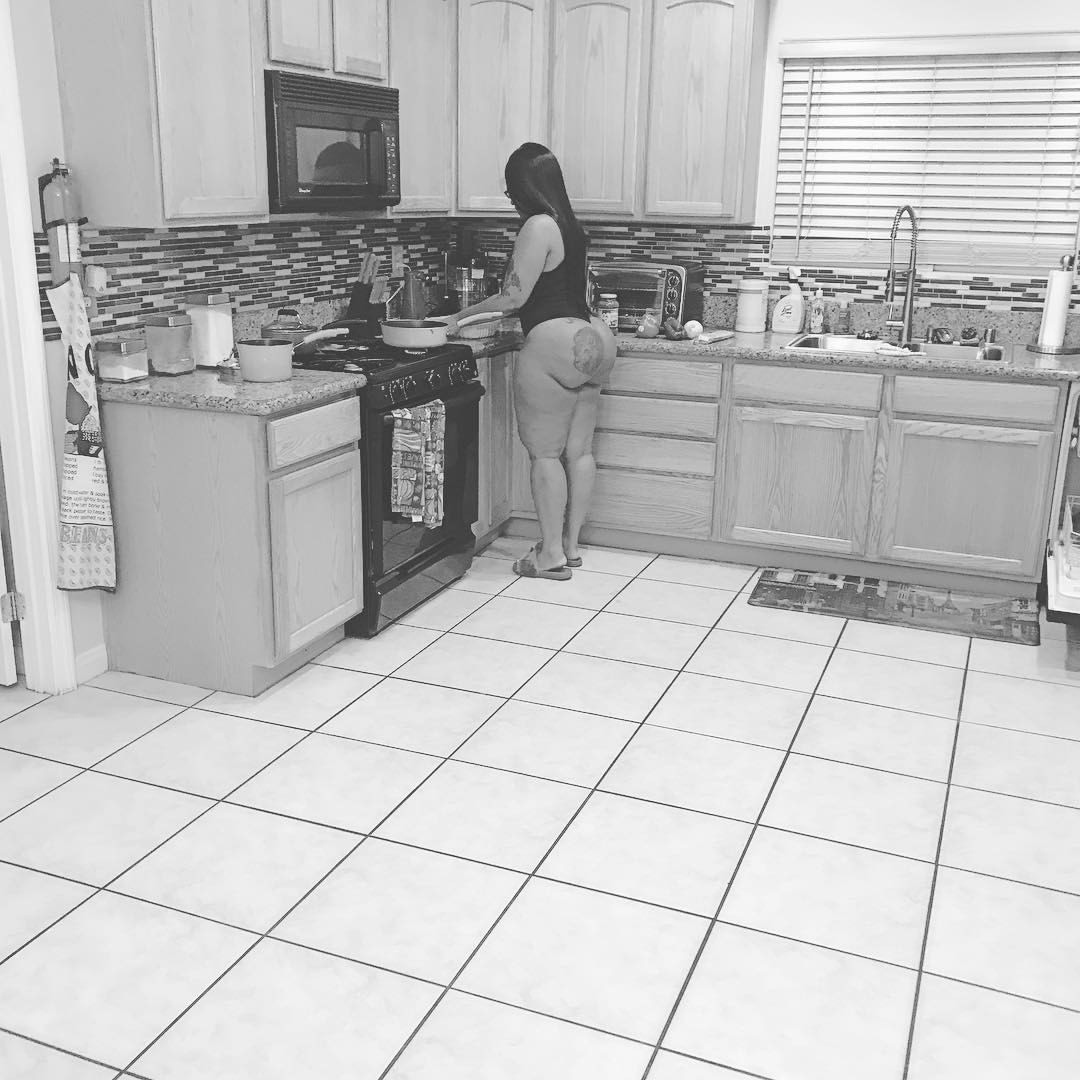 thequeencherokeedass:  What you want Mrs.Cherokeedass to cook for 🍴??? Click that