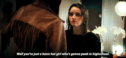 redgifs:Booksmart (2019)