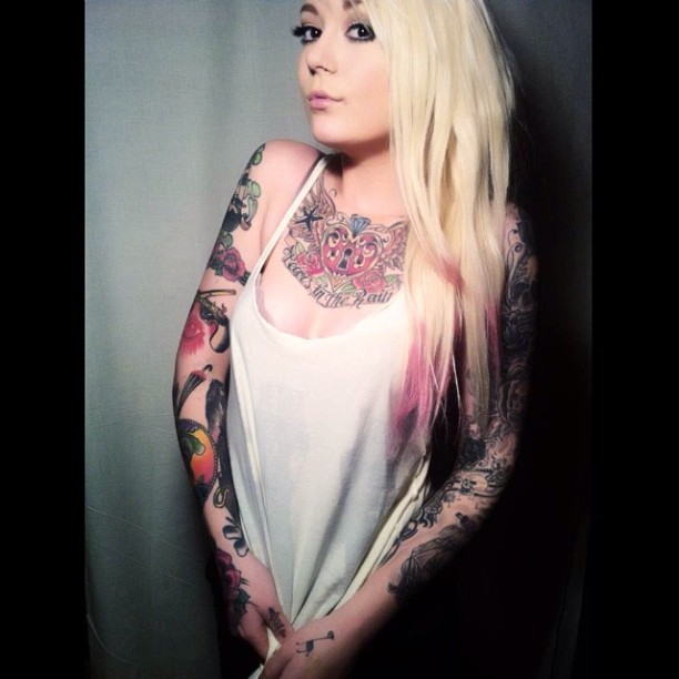 sexytattooedgirls:  @rose_mo 