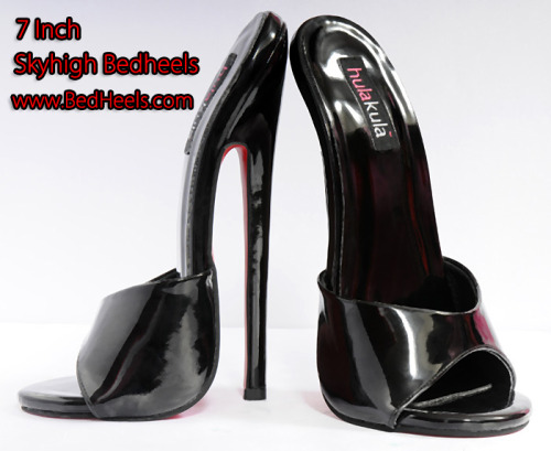 Damn, I like these! goreanmann:sissy-nana:Skyhigh BedheelsBimbo-heels.