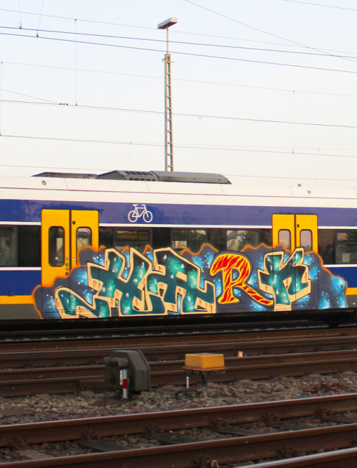 https://backcar.tumblr.com/post/187392198597
